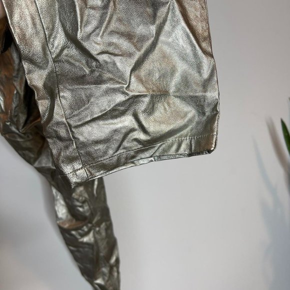 🤑WHO WHAT WEAR silver paper‎ bag pants - Picture 6 of 10